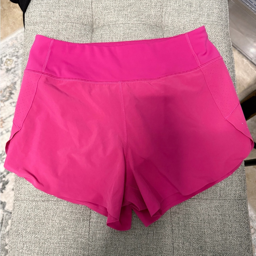 Athleta Women's Run with it 3.5” short